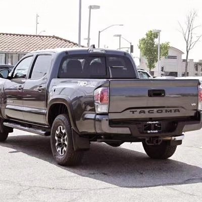 2020 Toyota Tacoma - Image 7