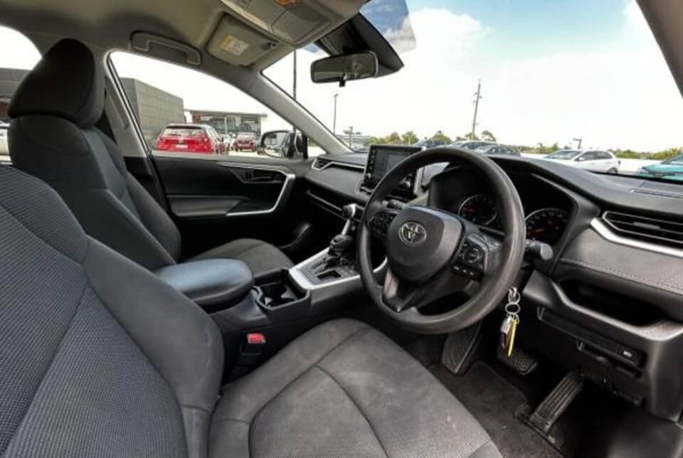 For Sale 2019 Toyota Rav4 GX - Image 2