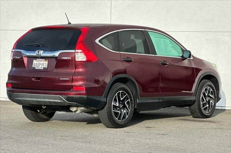 Honda CR V 2016 Used - Image 2