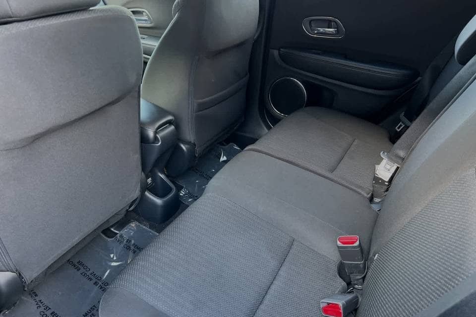 Used 2016 Honda HRV for Sale – Reliable, Fuel-Efficient, and Versatile SUV - Image 8