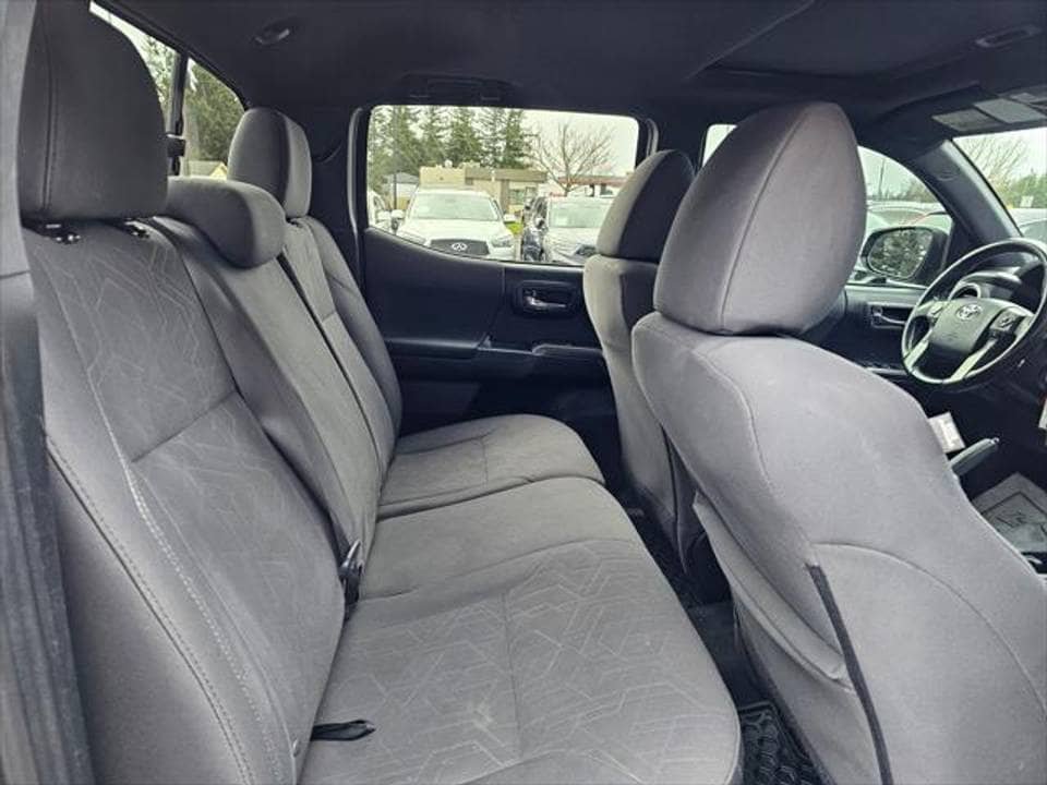 2016 Toyota Tacoma For Sale - Image 6