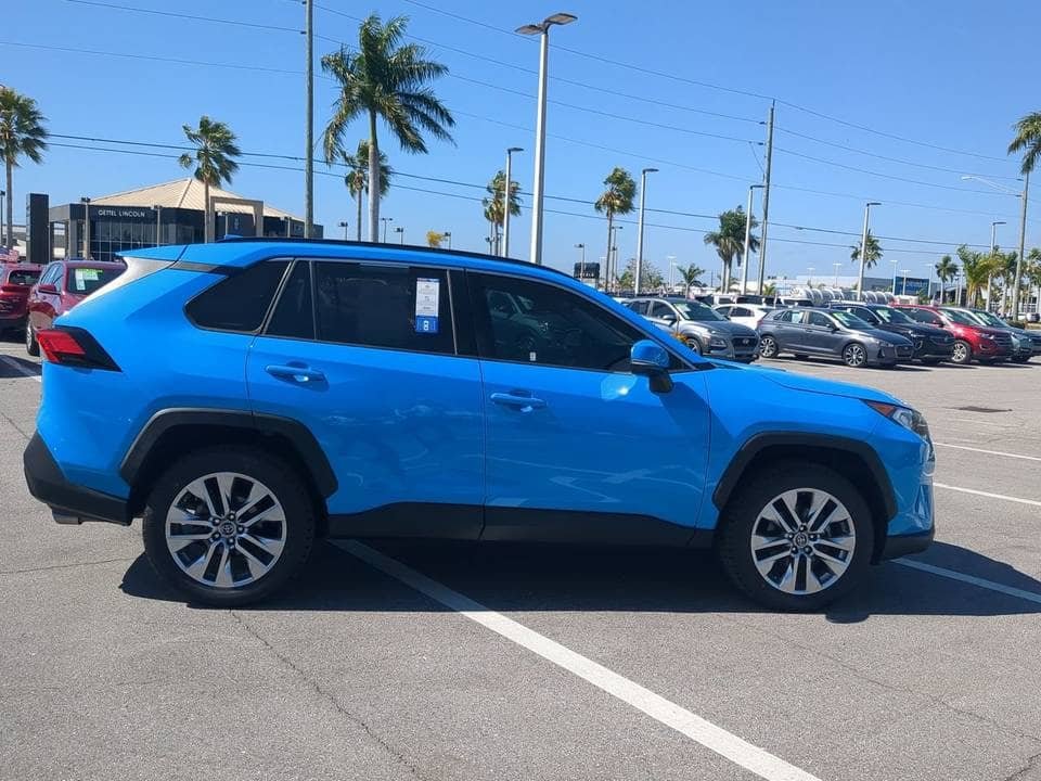 2019 Toyota RAV4 XLE for Sale | Reliable SUV | Great Price & Features - Image 9
