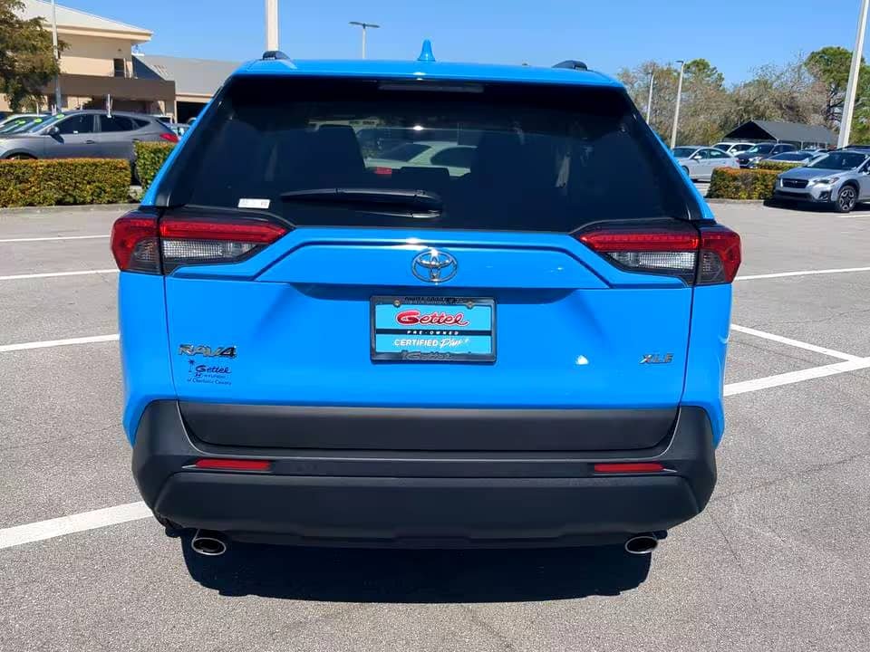 2019 Toyota RAV4 XLE for Sale | Reliable SUV | Great Price & Features - Image 8