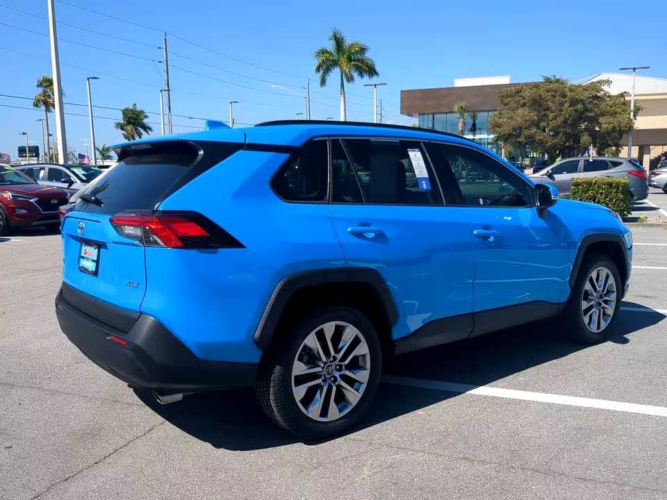 2019 Toyota RAV4 XLE for Sale | Reliable SUV | Great Price & Features - Image 3