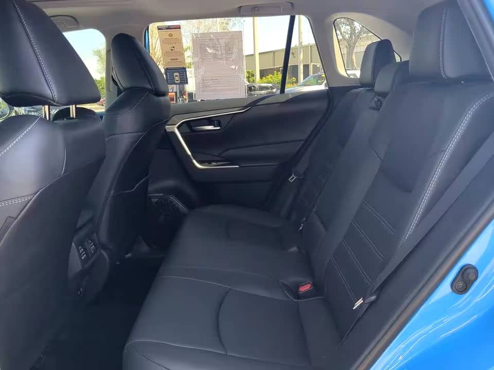 2019 Toyota RAV4 XLE for Sale | Reliable SUV | Great Price & Features - Image 6