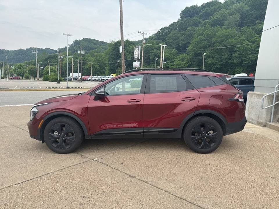 Explore the 2025 Kia Sportage – Stylish, Smart, and Fuel-Efficient SUV - Image 2