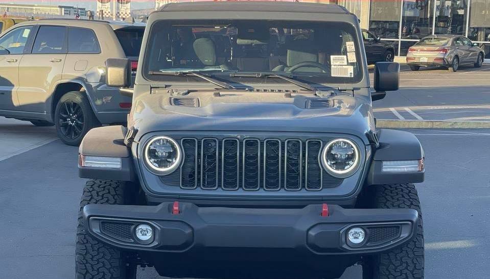 2025 Jeep Wrangler for Sale Ultimate Off-Road 4x4 Adventure SUV - Image 7