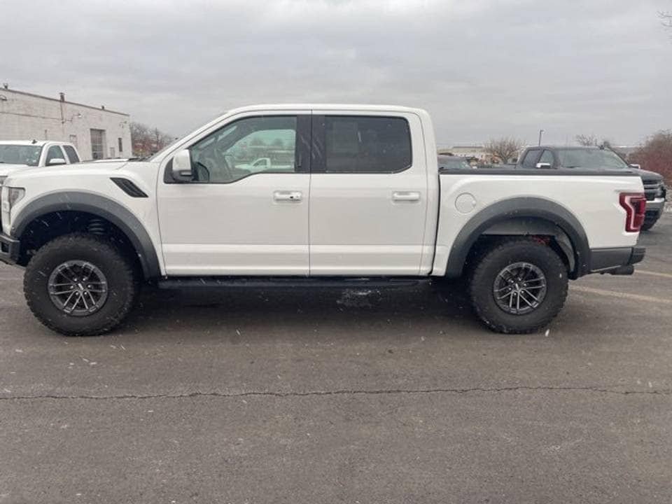 Buy a 2019 Ford F 150 Raptor – Best Off-Road Truck of Its Class - Image 8
