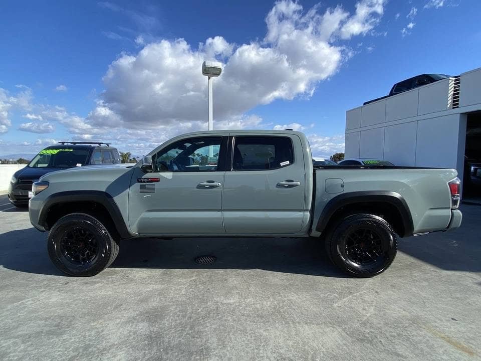 2021 Toyota Tacoma TRD Pro for Sale – Ultimate Off-Road Midsize Truck - Image 4