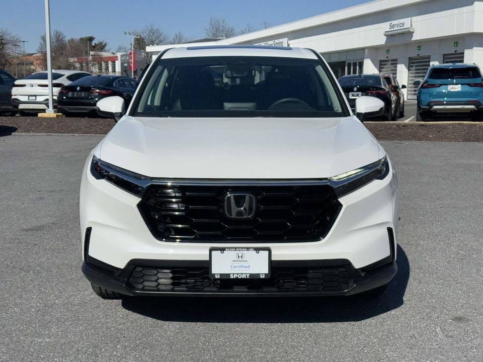 2024 Honda CR V A Perfect Blend of Style, Efficiency, and Reliability - Image 2