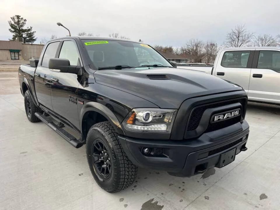 2017 RAM 1500 Big Horn 4x4 Crew Cab For Sale – HEMI V8 | Towing Package | Clean Title - Image 2