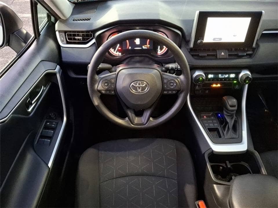 2023 Toyota RAV4 XLE : Stylish, Fuel-Efficient, and Adventure-Ready SUV - Image 10